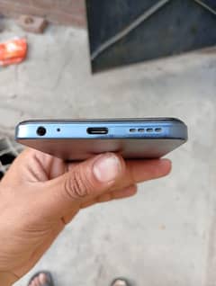 Infinix hot40i 4/128