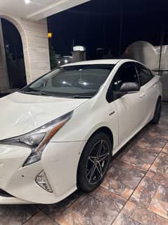 Toyota Prius 2016 model, importedin 2021