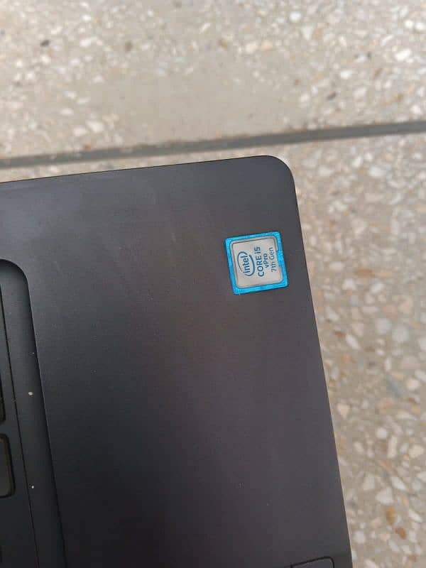 Model	Dell Latitude 5480 Processor	Core i5 Generation	7th Gen R 3