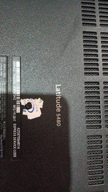 Model	Dell Latitude 5480 Processor	Core i5 Generation	7th Gen R 4