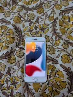 Iphone 7 bypass. 32GB storage. Phone is in very good condition