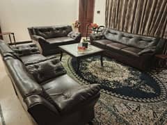 7-seater leather sofa set in very good condition.