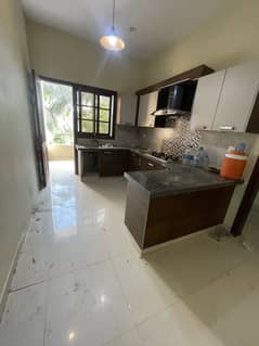 3 bed drawing portion with roof for rent  Almost brand new