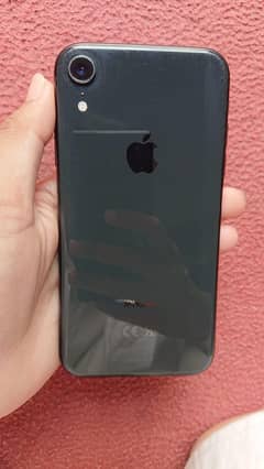 iPhone xr 64gb face I'd true tone okay h 64gb battery health 86