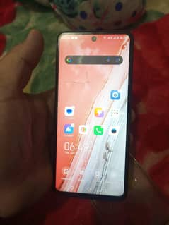 tecno camon 18p  8+3 GB  128 GB with box