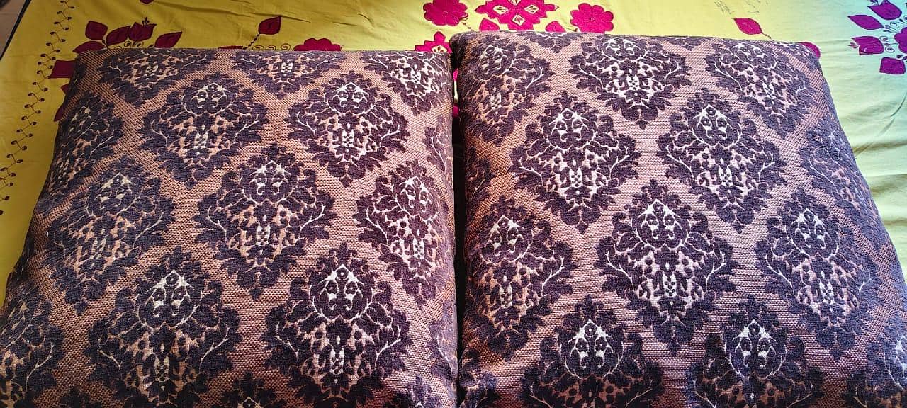 Floor Cushions 0