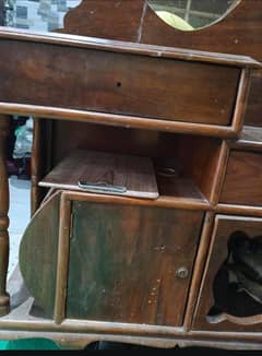 dressing table
