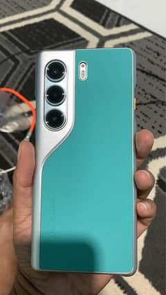 Tecno camon 40 pro