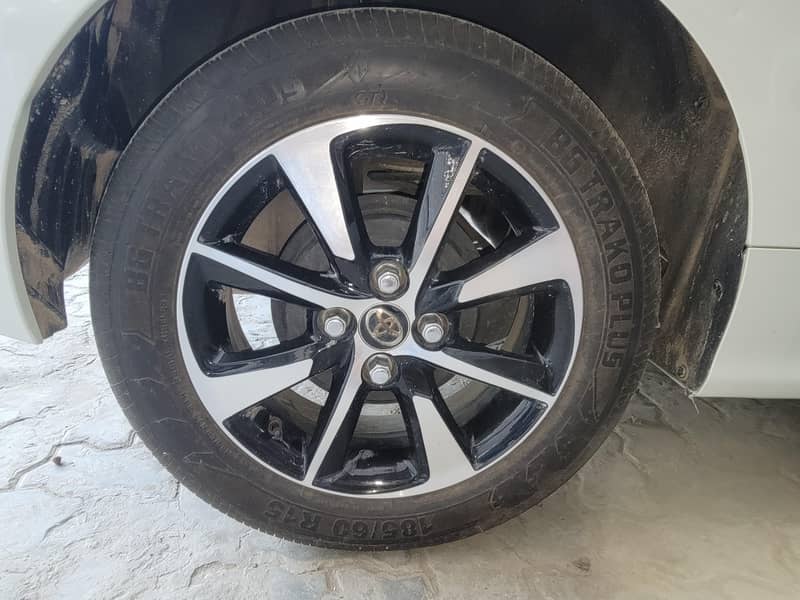 yaris hatchback 2020 model 2023 import 2024 register 9