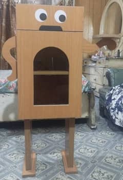 Best quality side/coffee/decor table in cartoonist design pure wooden