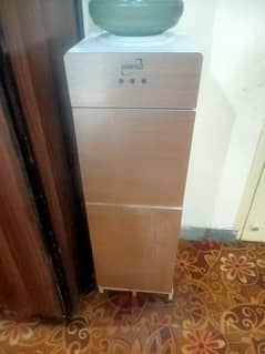 Homeage dispencer
