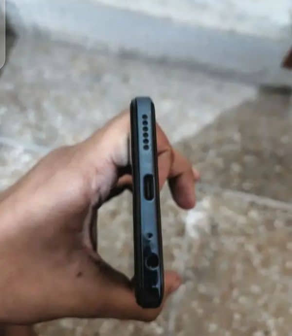 Tecno spark 10c never open repair all ok with box only 1