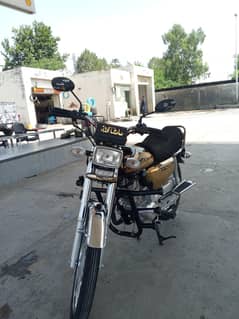 Honda CG 125 Golden Edition Model 2025