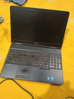 DELL LATITUDE E5540