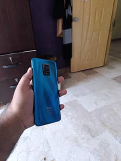 Redmi note 9s.