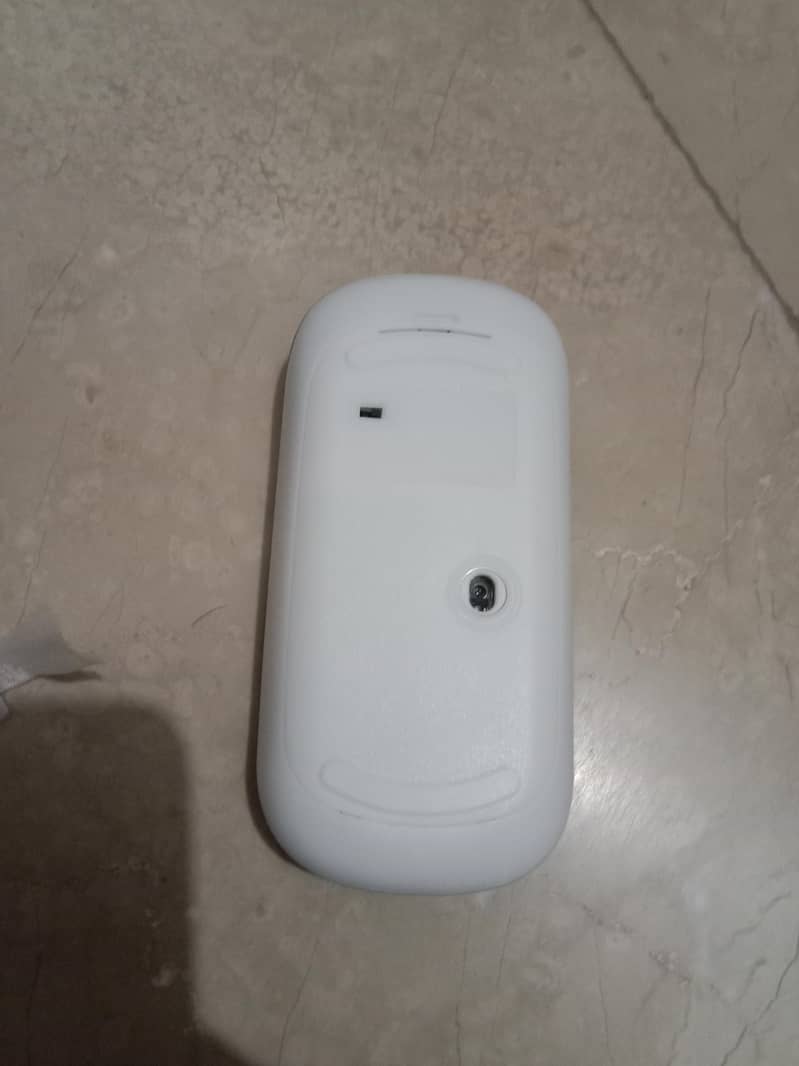 Wireless Keyboard and wireless Mouse 1