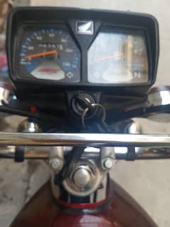 Honda 125.  Model 2023.    Demand:2lac