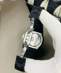 Black Aura watch