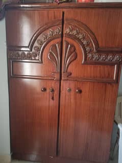 Almari Wardrobe