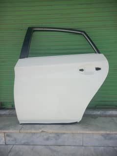 toyota prius 2012 to 2015  left rear door
