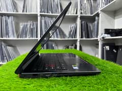 ACCER PREDATOR GAMING LAPTOP WITH Nvidia GE force gtx 1060