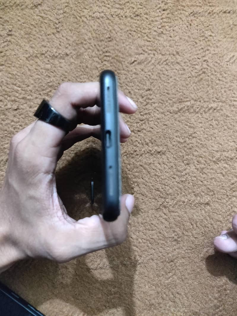 google Pixel 4xl new condition with box 2