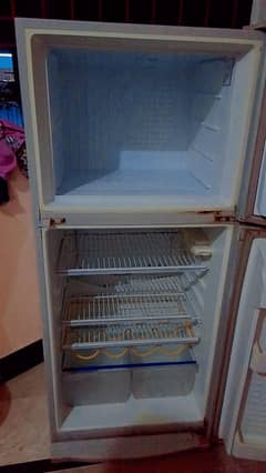 Dawlance frige