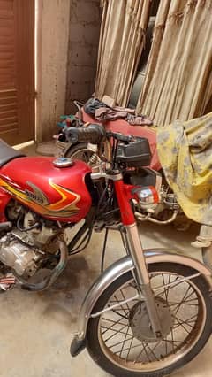 united 125