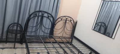 Iron Bed  with one mirror and two site tables in very good condition