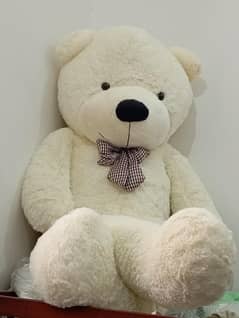6 feet white chines style teddy bear