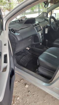 Toyota Vitz 2009/12 OWN ENGINE, 2 PC TOUCHUP ZERO,3,3,4,8,5,9,8,9,6,8,