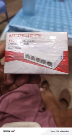 Mercusys 5 port switch