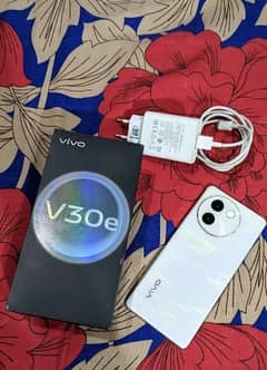 Vivo v30 e 5G 12/256 complete box urgent sale wtp no 0336=0690186