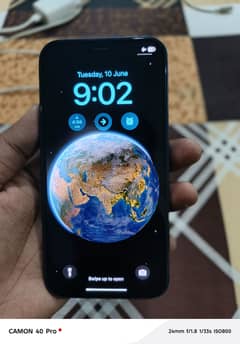 Iphone 12 64gb water pack Condition 10/9.5 with original charger