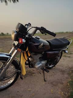 Honda CG125 2022 neat and clean