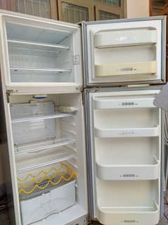 Dawlance fridge/refrigerator