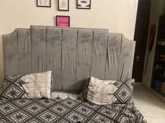 Cushioned bed new style