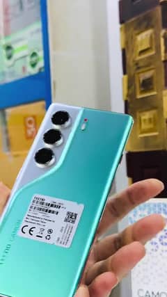 Tacno camon 40 pro