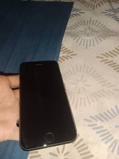 IPHONE SE 3gn exchange with iphone 11 and (Motorola edge plus)