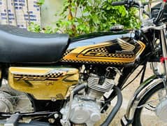 Honda CG 125 special edition Gold (Black)