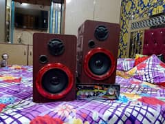 mp3 player 2 speaker