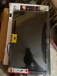smart TV 24" WiFi