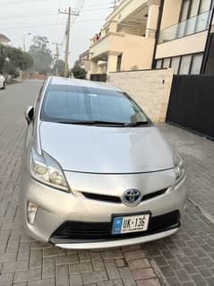 Prius 1.8 S LED Edition