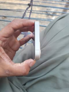 IPhone 13 jv 128 urgent sale