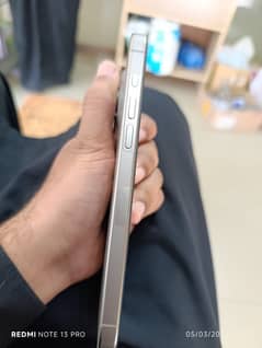 I phone 15 pro max jv natural titanium