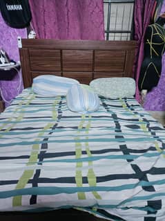 Medium size bed