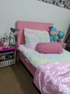 habitt pink bed with moltyfoam mattress
