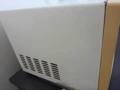 Pel Microwave Oven 40Liters ( Rarely Used)