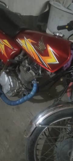 FULLY LUSH HONDA CG 2020/21/ARJENT SEAL NEED CASH