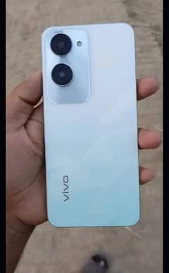 vivo y18 6.128 gb complete box original charger available